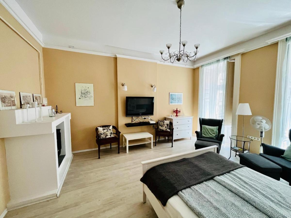 Academy Home - Elegant Place Next To The Parliament Budapeşte Dış mekan fotoğraf